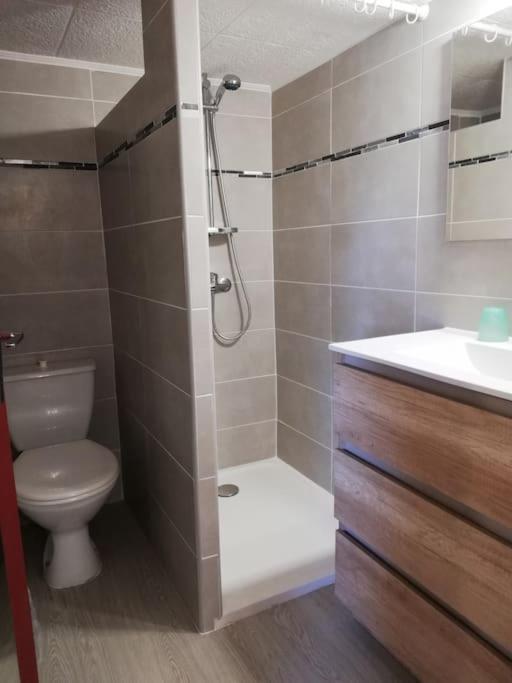 Studio 28M2 Climatise,Wifi, Proche Des Calanques,Plages La Ciotat Exterior photo