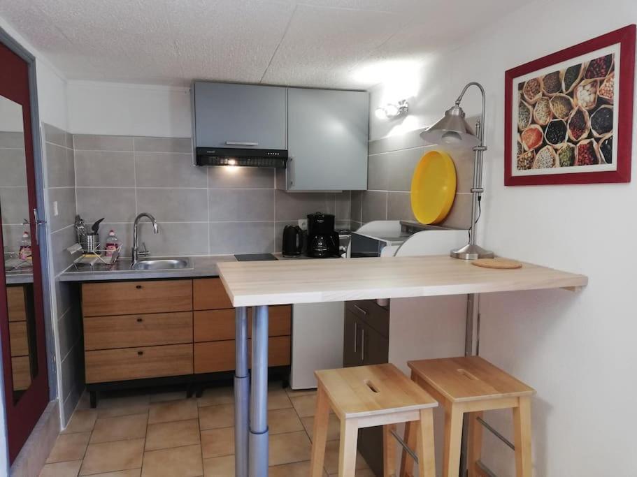 Studio 28M2 Climatise,Wifi, Proche Des Calanques,Plages La Ciotat Exterior photo